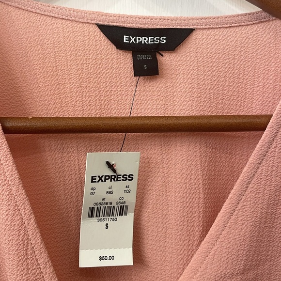 Express Blush Pink Button-Up Top - Picture 2 of 2